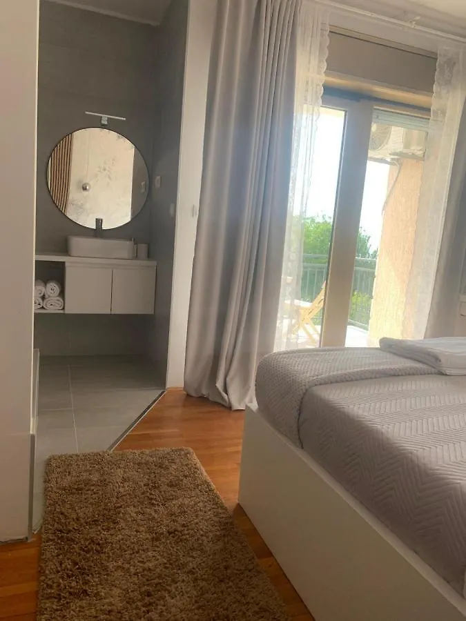בית נופש Krizisce Kika'S Home