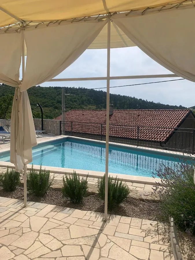 Krizisce Kika'S Home בית נופש