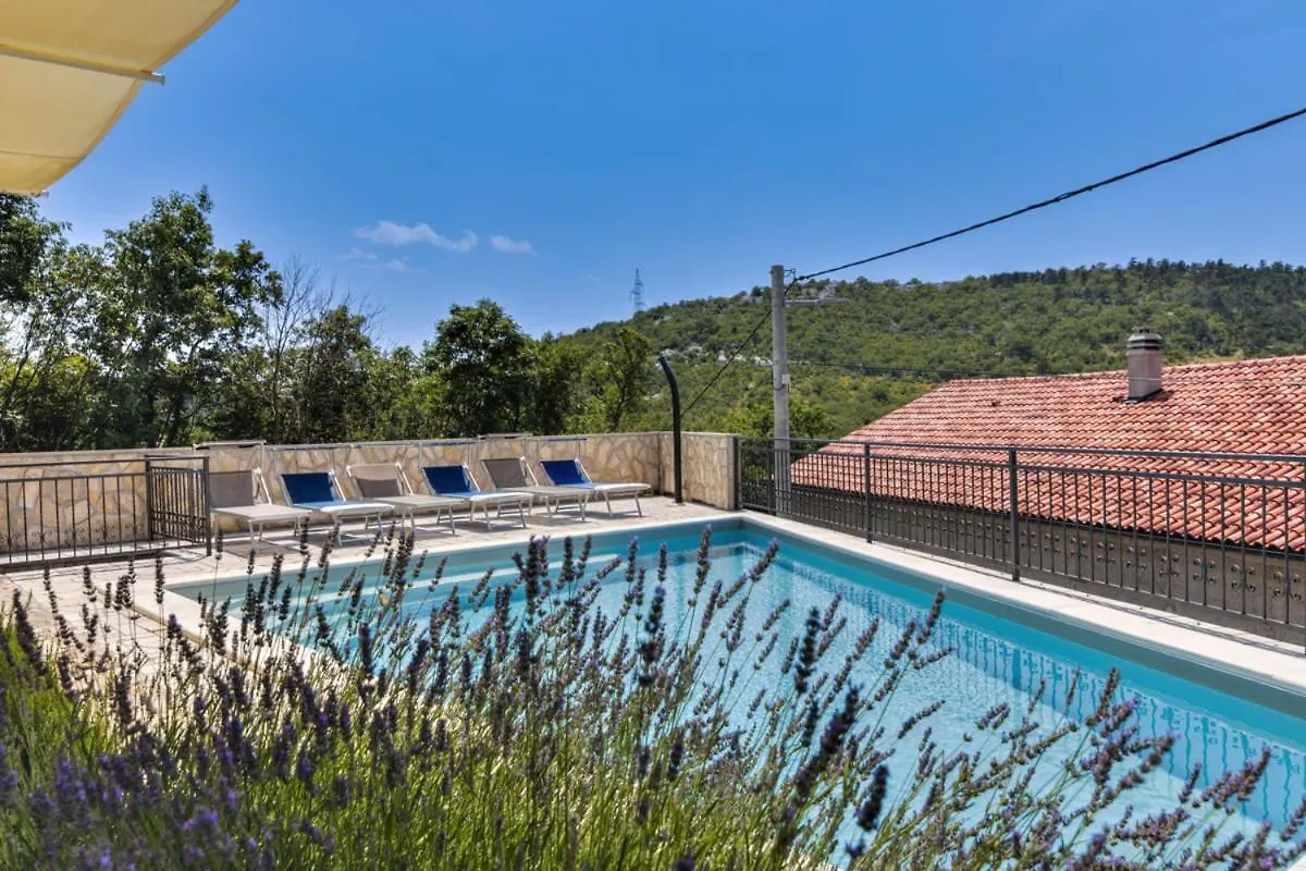 בית נופש Krizisce Kika'S Home קרואטיה